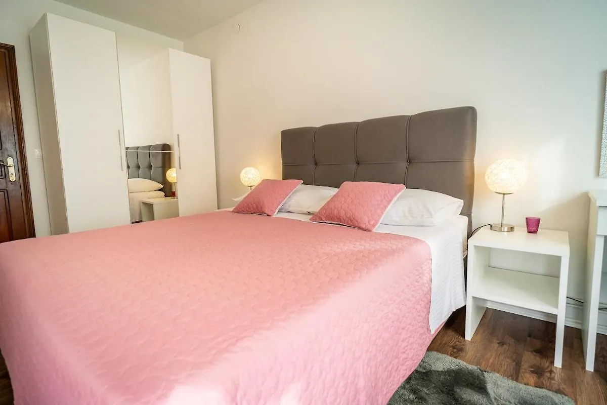 Villa Marieta 자다르